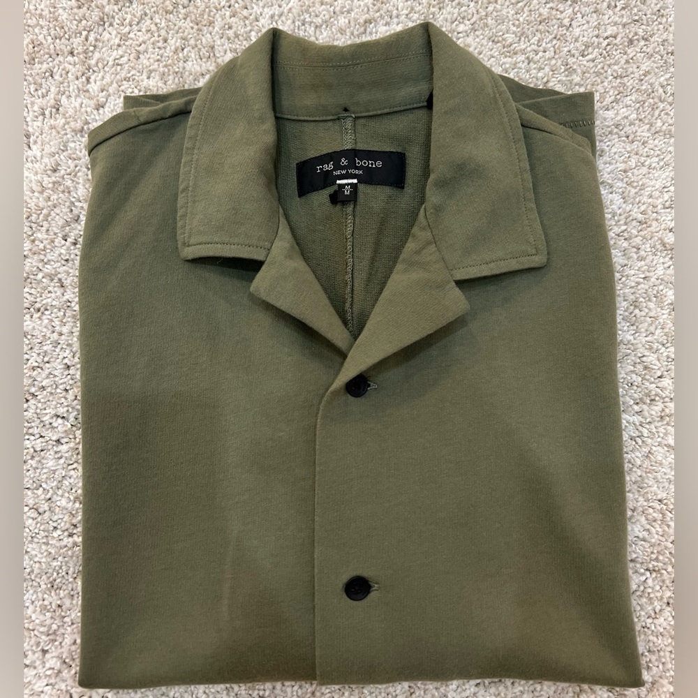 Men’s rag & bone Button Down Shirt (Medium but Fits Like Small)